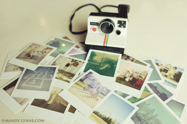 The first instant color film camera hits the market