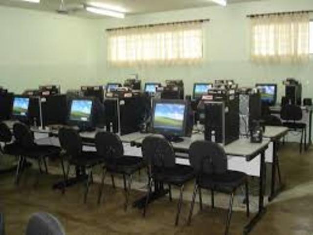 Inauguramos la sala de informática