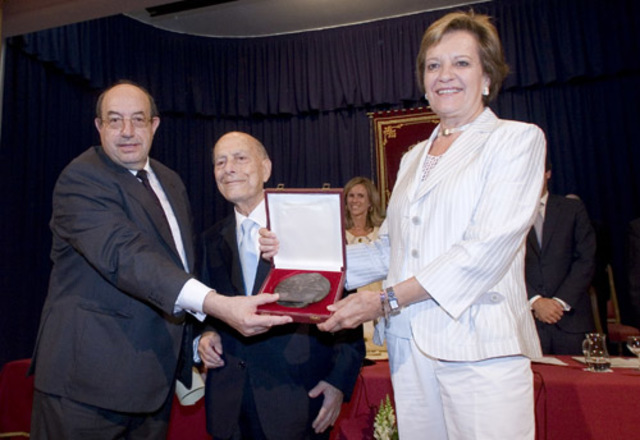 Se le otorgó el XVIII Premio Internacional Menéndez Pelayo