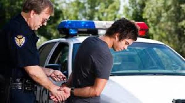 Arresting / Miranda warning