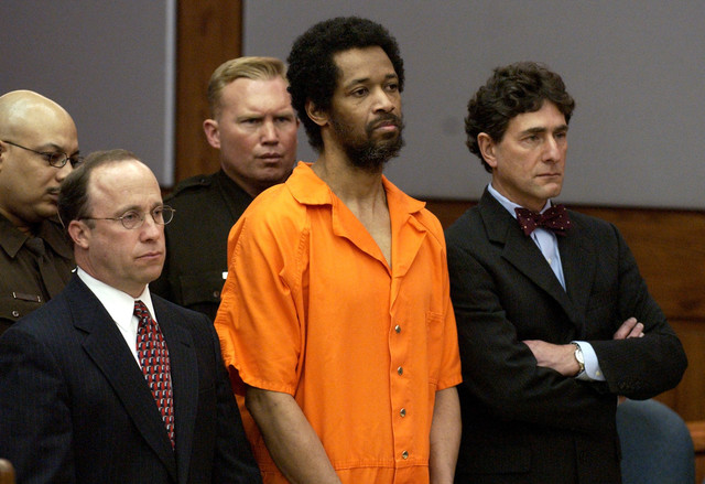 10 people were killed and 3 injured in beltway sniper attack.