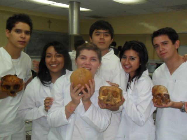 Inicia carrera de Medicina en Guadalajara