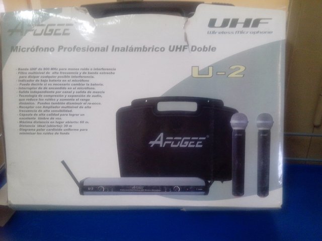 MICRÓFONOS INALÁMBRICOS