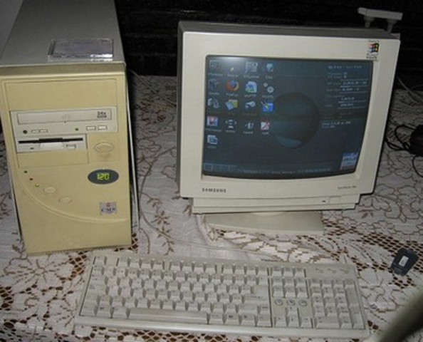 mi padre ,utilizó su primer ordenador