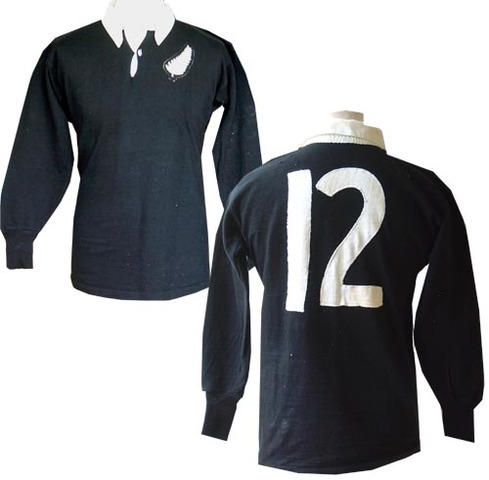 Numbered rugby jerseys are introduced
