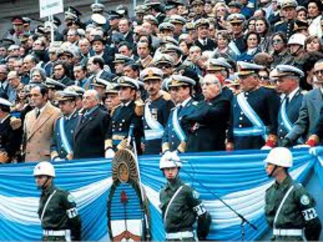 Argentina POL: El gobierno militar dicta la ley 22.924 conocida como: ley Autoamnitia, que establece una amnistiá para los hechos ocurridos entre mayo del 1973 y junio de 1983