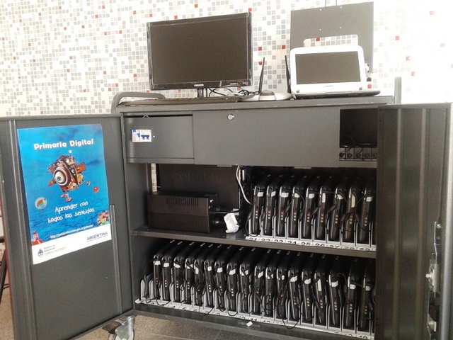 Puesta en marcha del Aula Digital Mòvil