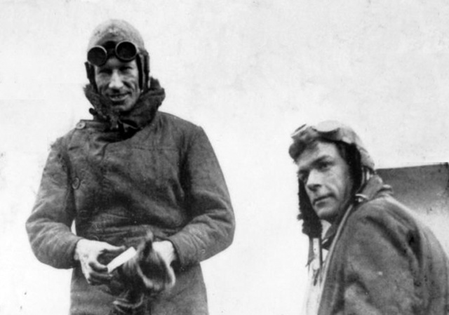 He Completed a Round-Australia flight.