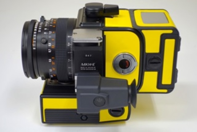 Adquirimos cámara métrica Hasselblad Análoga