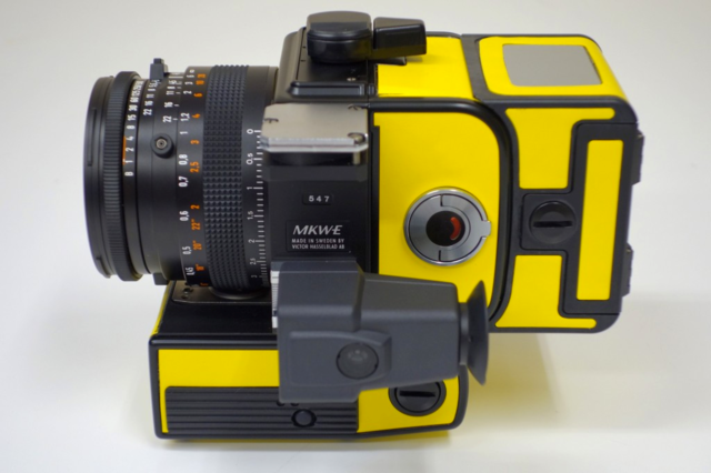 Adquisición cámara métrica Hasselblad Análoga