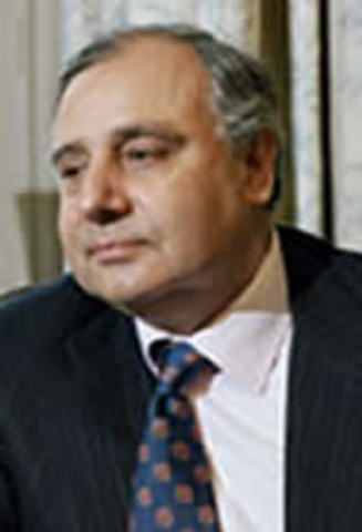 Nacimiento de su cuarto hijo