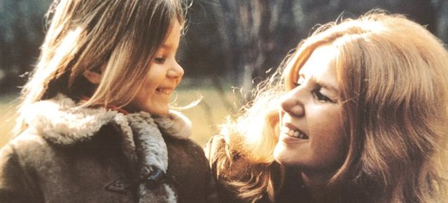 Nacimiento de su primera hija