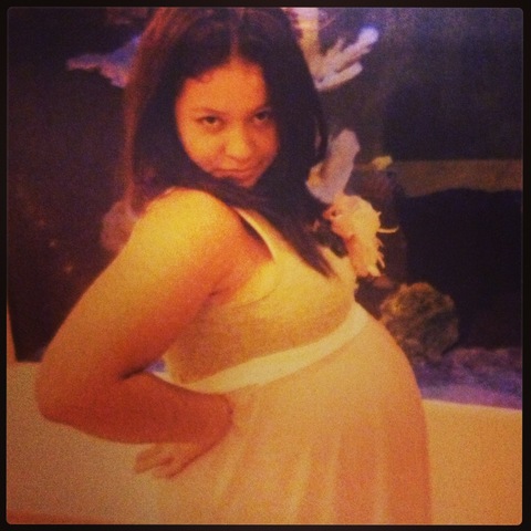 casi 9 meses de embarazo