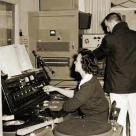 First Southern Radio Station Begins