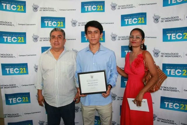 Tercera beca del 100%