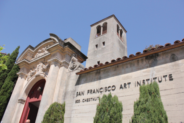 Became a student at the San Francisco Art Institute