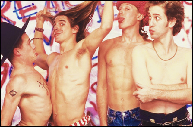 Red Hot Chilli Peppers sortu