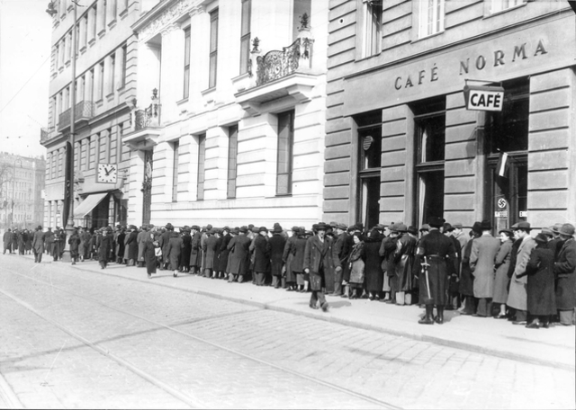 by 1938 the immigration rate was at 20%