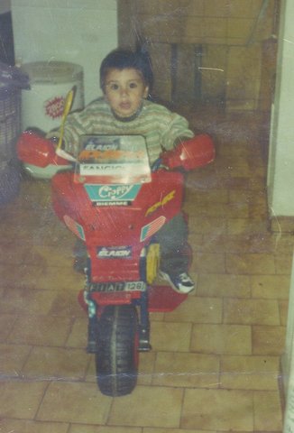 Quan tenia 1 any i mig vaig anar a la casa de la meva avia.