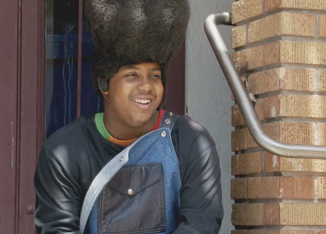 HIs fATher LeFT HIm.