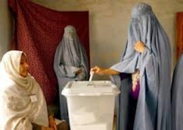 Afganistanen emakumezkoen sufragioa