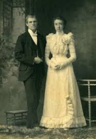 Poe marries his cousin, Virginia Clemm.