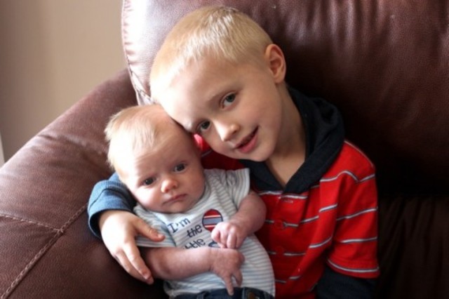 Poe's Older Brother dies.