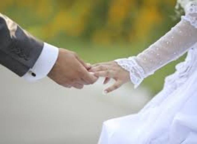 Elisa Otis and Susan A. Houghton get married