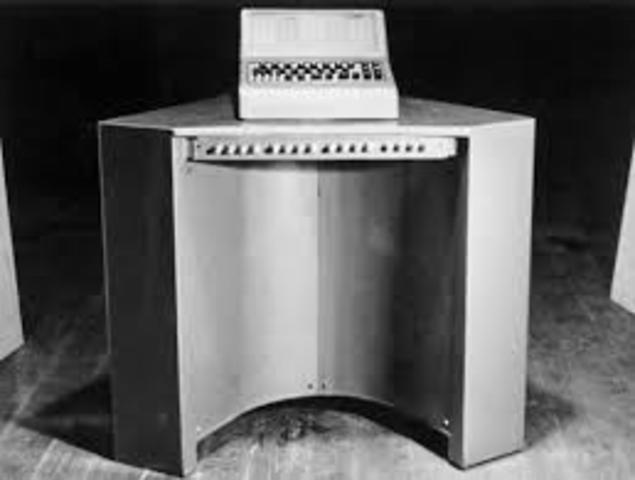 Se desarrolla el prototipo de calculadora de escritorio de Casio