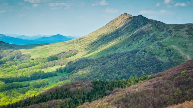 Yitzhak's Dad was born