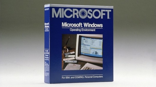 Microsoft Releases Windows 1.0