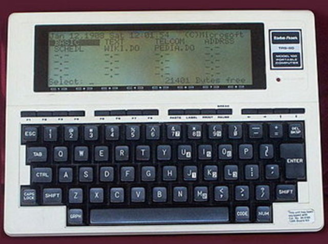 TRS-80 MODEL 100