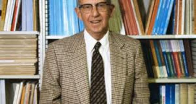 Escuela de Economía de Chicago George Stigler