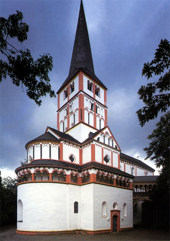 St. Clemens und Maria, Schwarzrheindorf (von Osten)