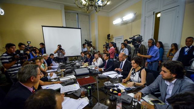 Aprueba comisión investigadora