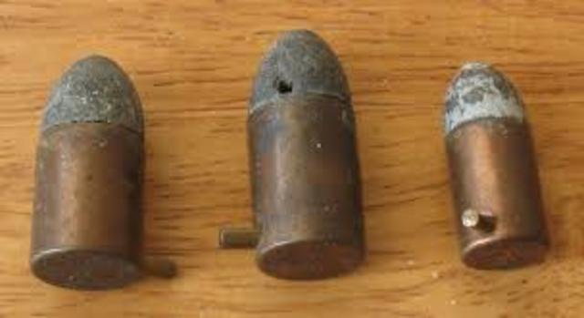 Guns starts to use pin-fire cartridges.