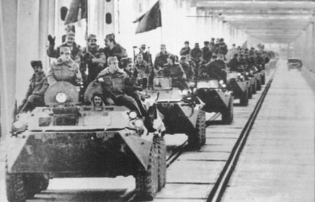 Soviets leave Afghanistan