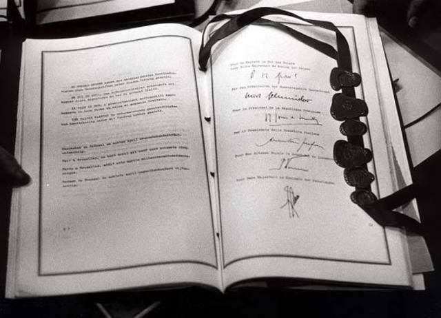 Se fusionan los ejecutivos de las comunidades europeas.