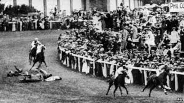 Emily Davison Throws Herself Under The Kings Horse