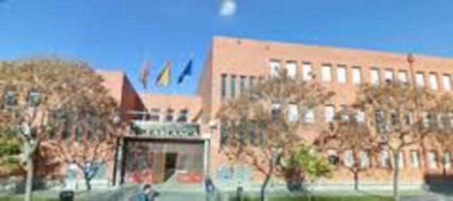 Comienzo mis esrudios en el Imstituto Villablanca.