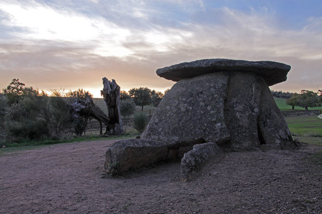 Dólmenes (Valencia de Alcántara)