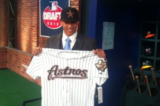 Signing with the Houston Astros