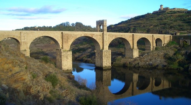 Puente de Alcántara. Siglo II d.c. Año 104-106 d.C.