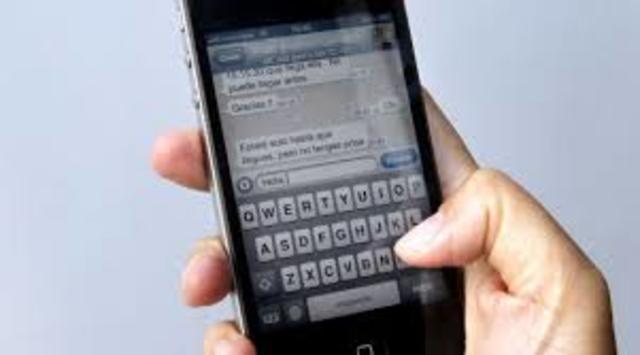 Se envian los mensajes por la red inalámbrica