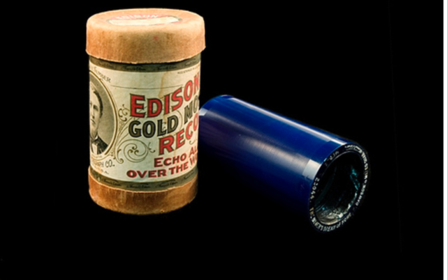 Wax cylinders
