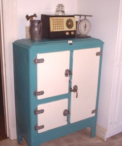 1935metal ice box