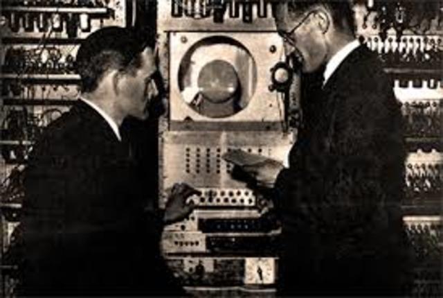 Wartime brings the birth of the electronic digital computer