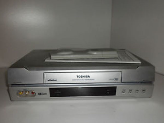 Toshiba Bideograbagailua VHS sitema