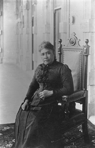 queen liliuokalani take the throne of hawaii