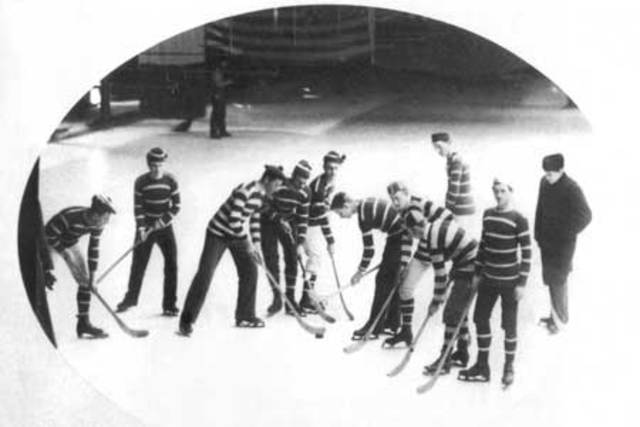 First Organized Hockey Team